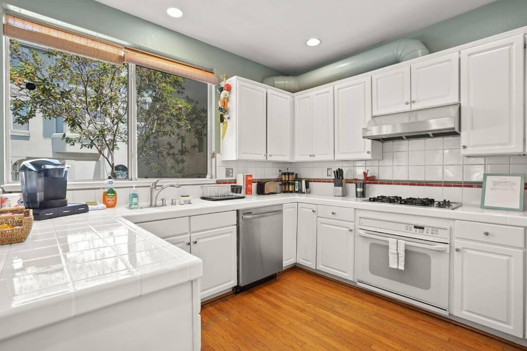 Beautiful Spacious House 2Br / 4Br In Silver Terrace San Francisco Zewnętrze zdjęcie